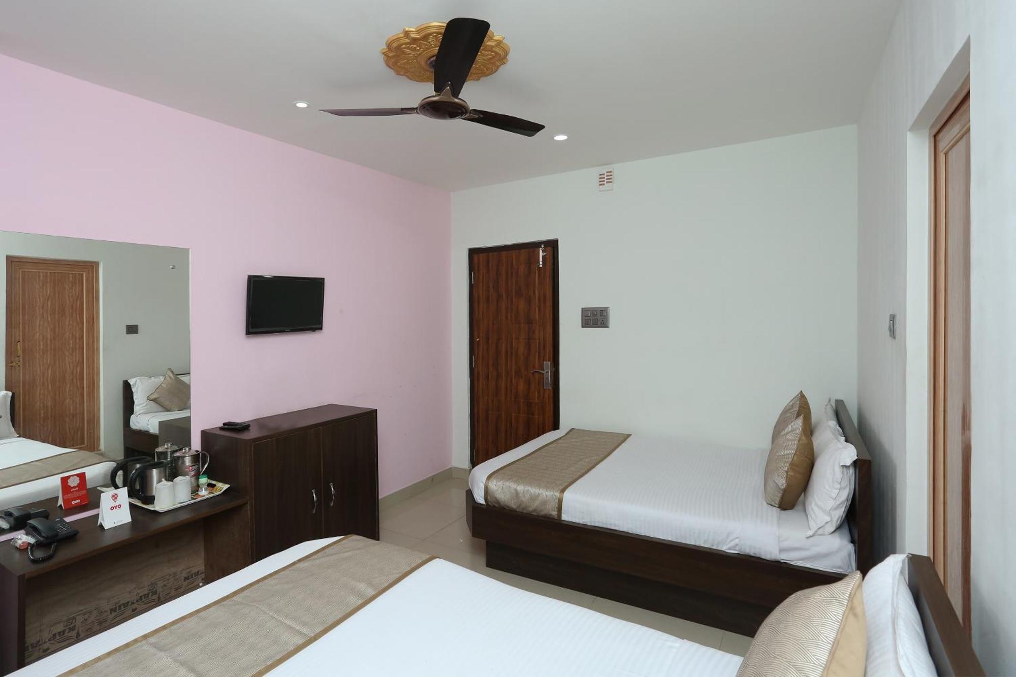 Hotel O Aashray Guest House Guwahati Exteriör bild