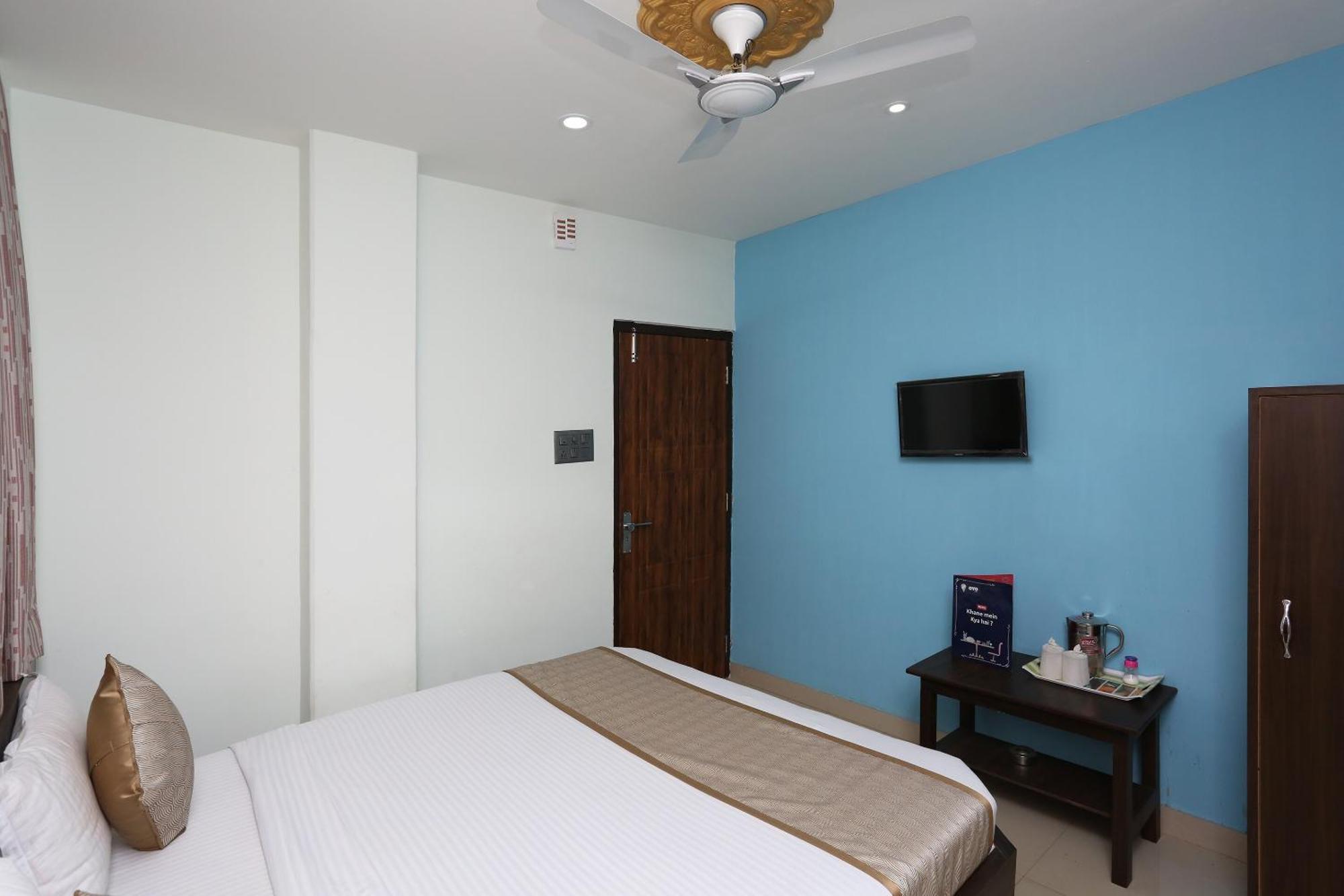 Hotel O Aashray Guest House Guwahati Exteriör bild